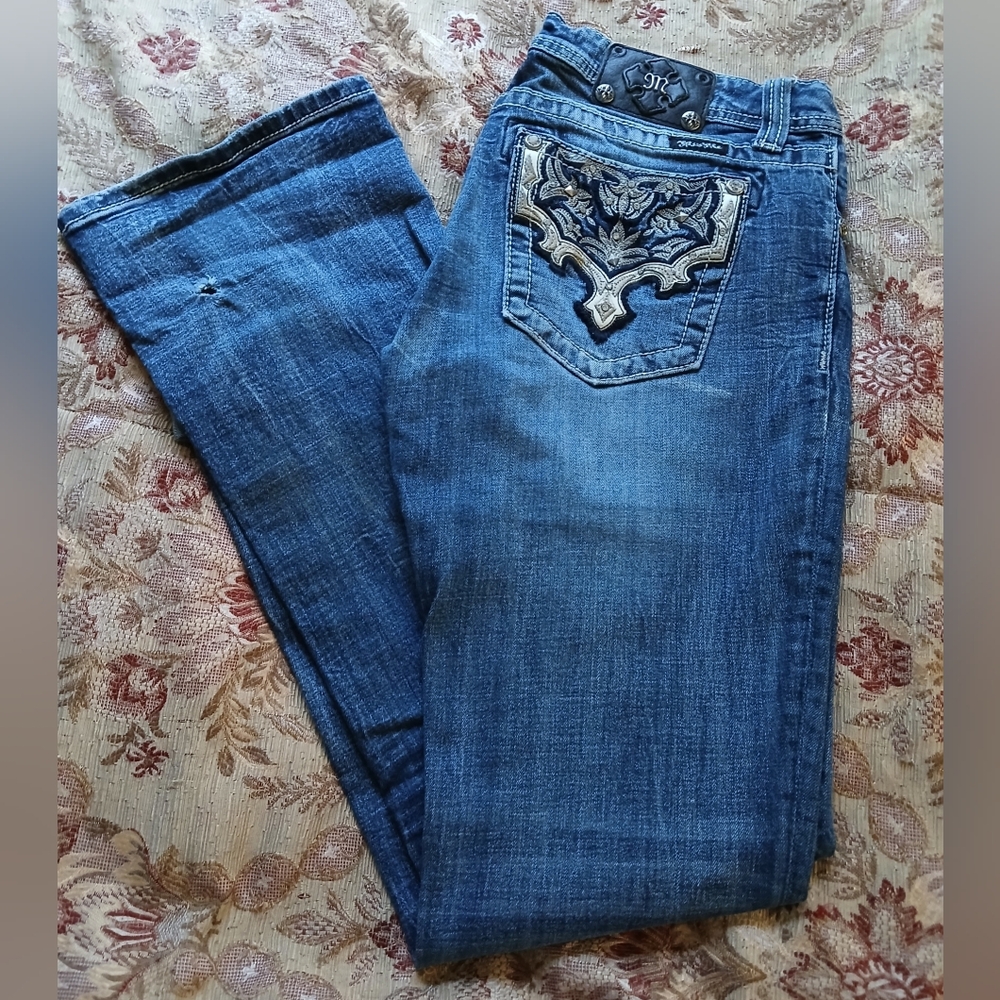 Miss Me JW575682 Mid-rise Bootcut Jeans W/ Silver Embellished Pockets, 32,GUC